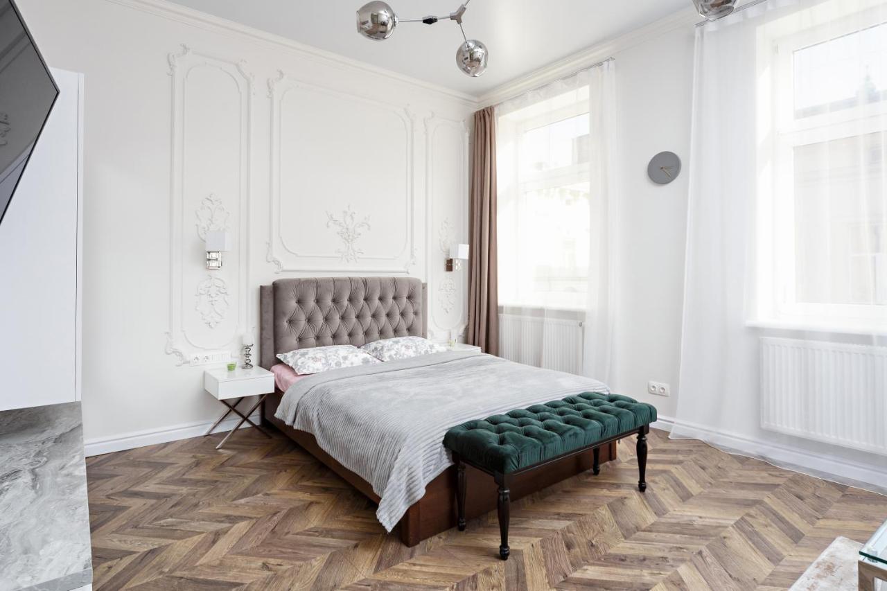 Green Apartment Львов Экстерьер фото