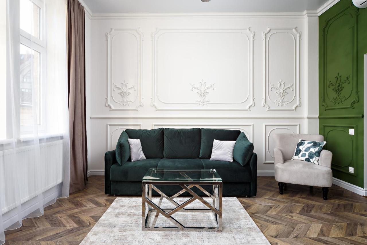 Green Apartment Львов Экстерьер фото