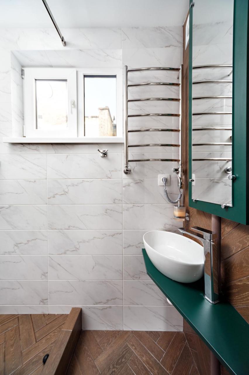 Green Apartment Львов Экстерьер фото