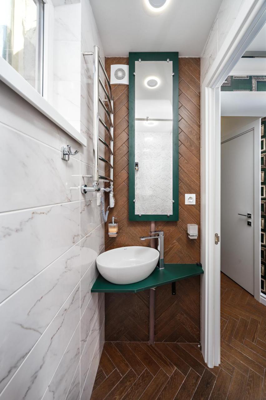 Green Apartment Львов Экстерьер фото