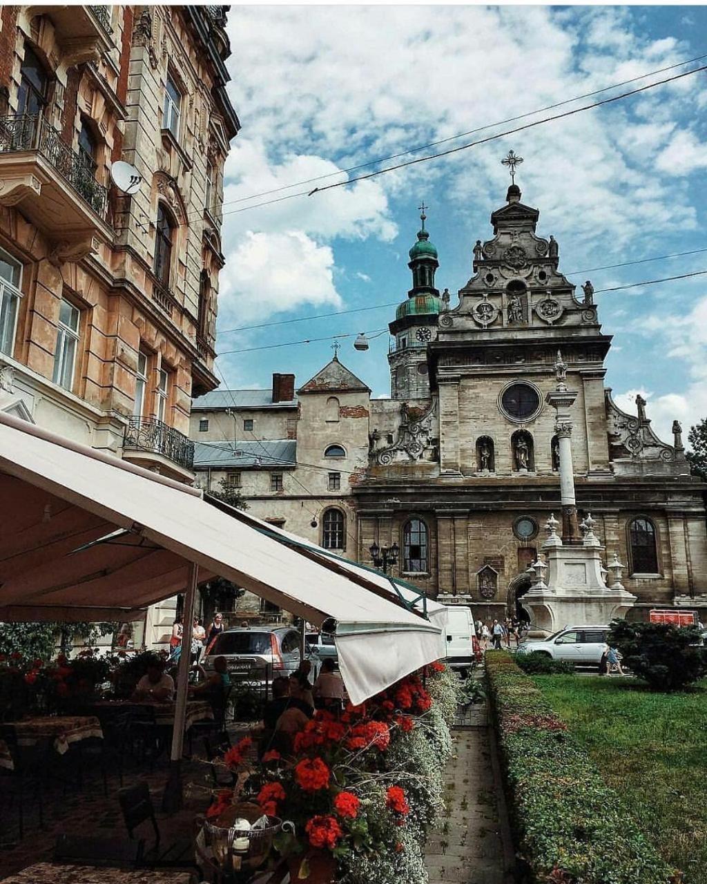 Green Apartment Львов Экстерьер фото